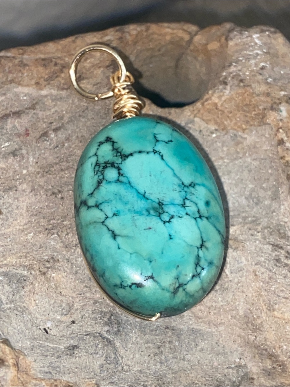 5/$10❤️❤️❤️NEW Handmade with Vintage Teal & Black Ceramic Bead Pendant